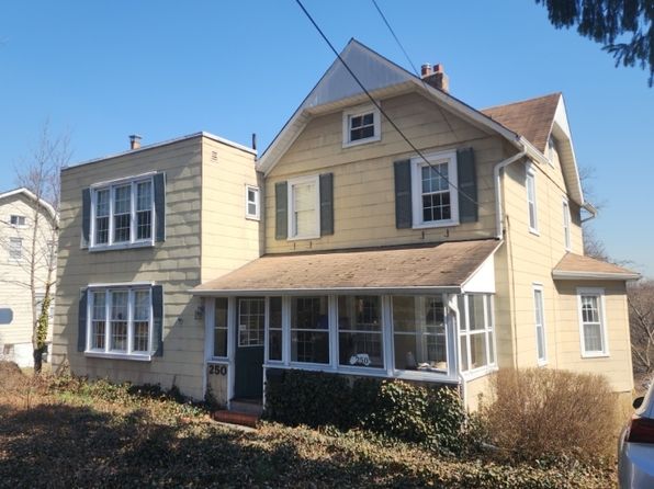 250 Kinderkamack Rd, River Edge Boro, NJ 07661