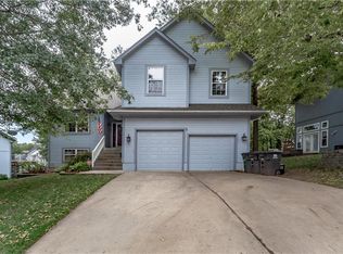 18721 E Grove Cir, Independence, MO 64058