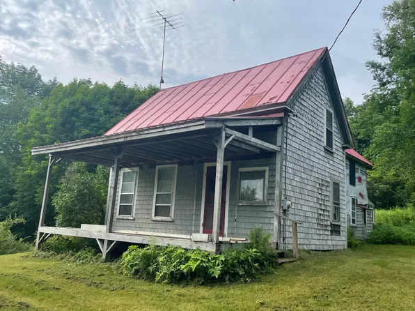 30 Seavey Corner Road, Mount Vernon, ME 04352