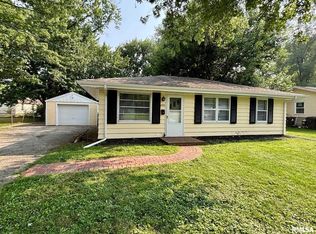 2724 W Scenic Dr, Peoria, IL 61615