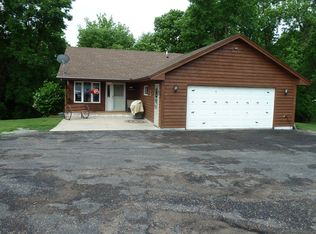 2120 10th St SW, Buffalo, MN 55313