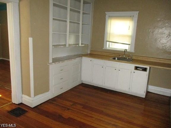 4th image of 127 S Maryland Ave