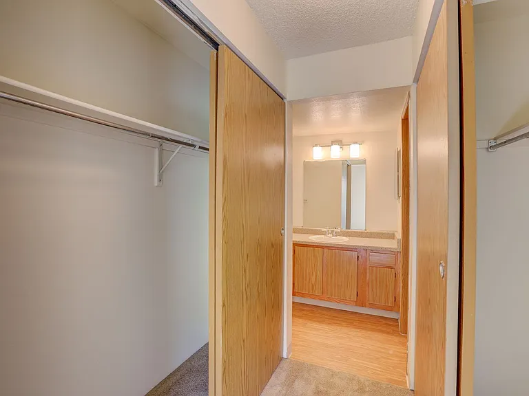 Americana Lakewood Apartments — Photo 67
