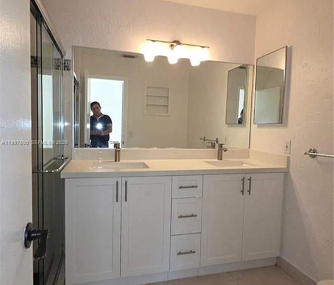3247 NW 123rd Ave — Photo 12