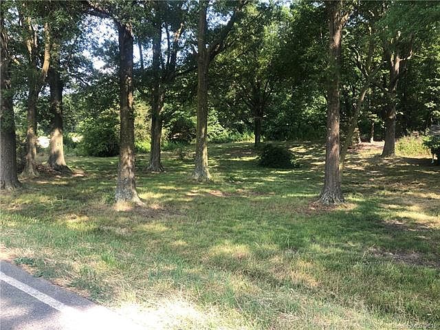 2nd image of 720 Clontz Long Rd
