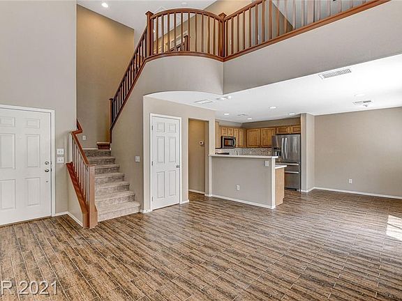 3rd image of 10532 Corte Sierra St