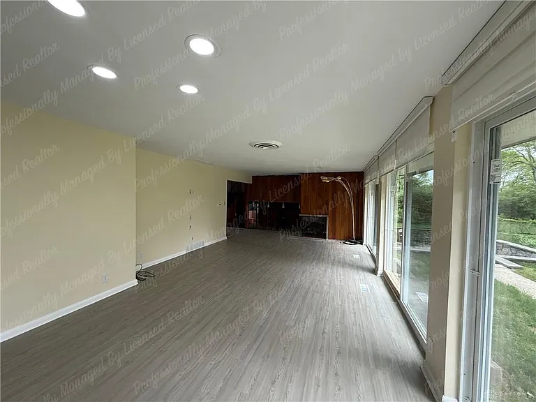 3776 Dorset Dr — Photo 8