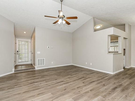 4th image of 2201 River Woods Way