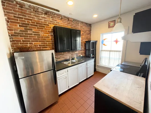 194 W High St #2, South Portland, ME 04106