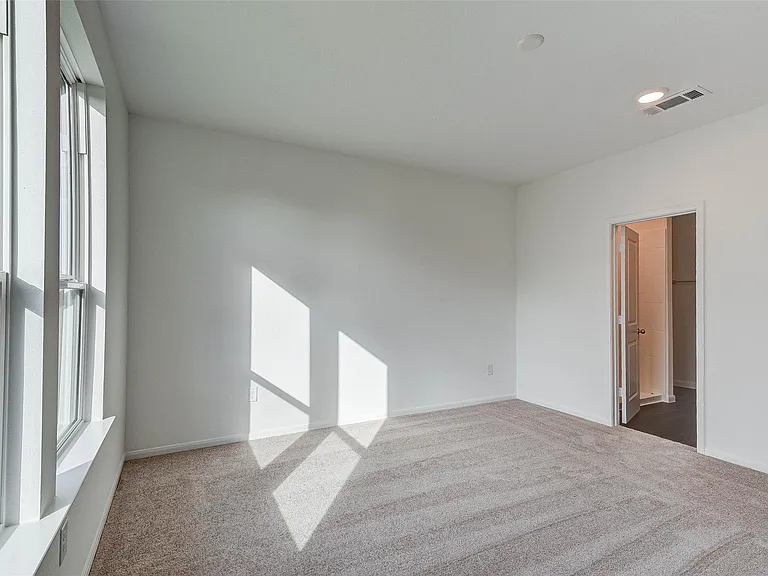 25821 Hedgerow Dr — Photo 21