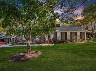 6712 Valley Lake Dr, Raleigh, NC 27612