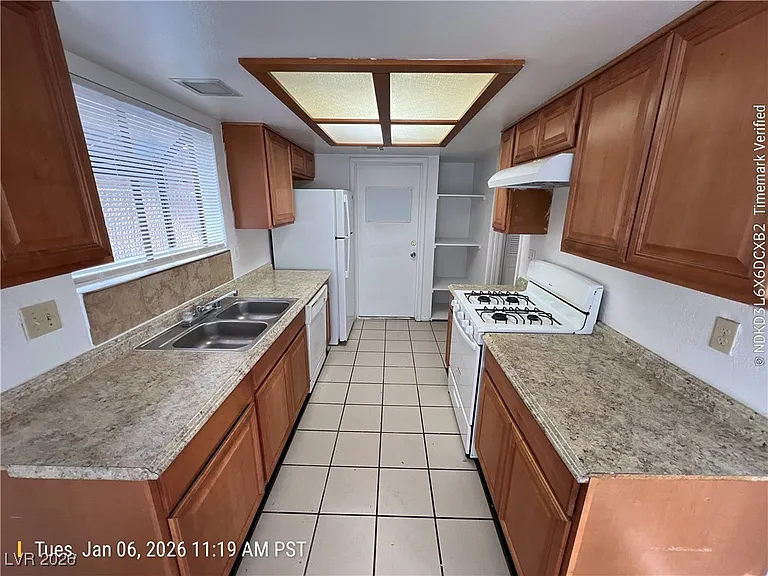 6445 Hartwood Rd — Photo 5