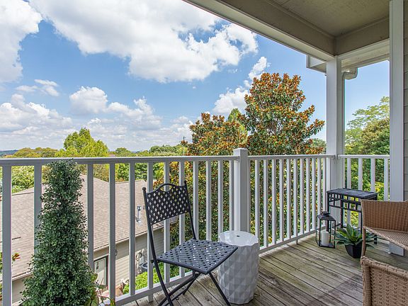 5th image of 2025 Woodmont Blvd APT 124