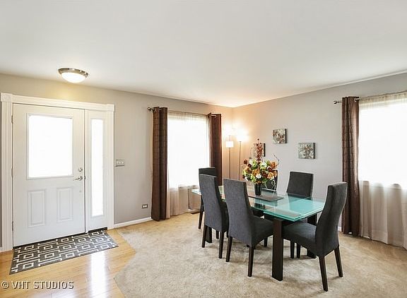 4th image of 261 Bridlewood Cir