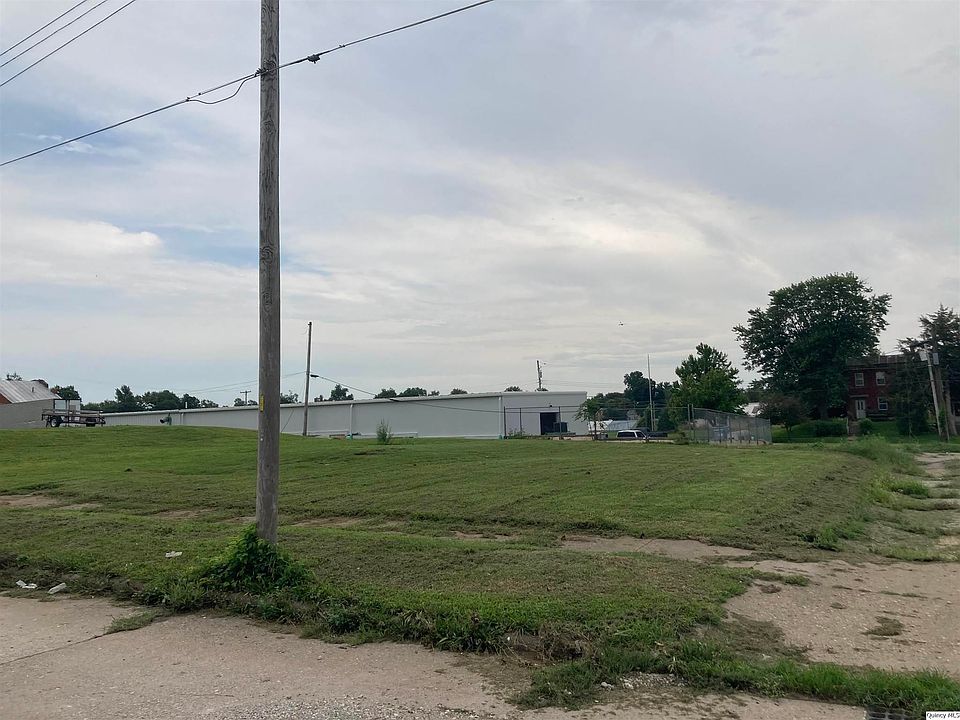 1st image of 420 Maiden Ln