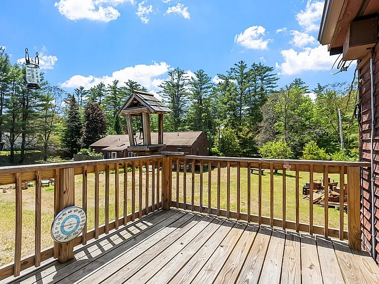 1418 Old Homestead Hwy — Photo 2