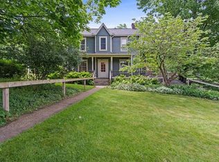 192 Sunset Rd, Pittsburgh, PA 15237