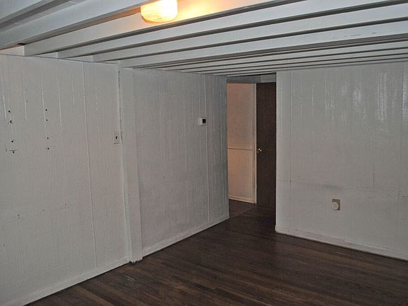 4th image of 256 Prosser Hollow Rd
