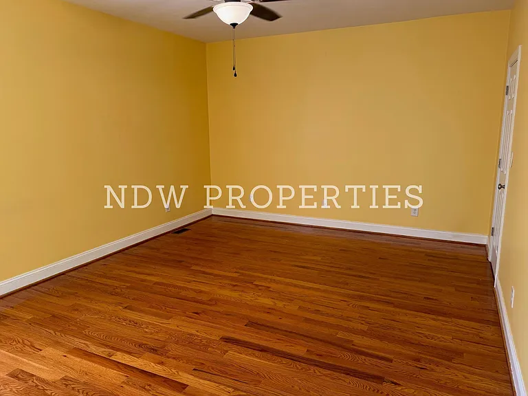 185 S White St — Photo 8