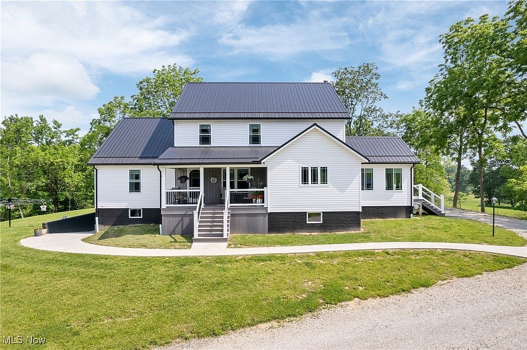 59301 Honeybee Rd, Senecaville, OH 43780 | Zillow