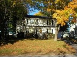 10 Montello St, Lewiston, ME 04240