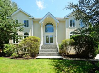 32 Old Mill Rd, West Harrison, NY 10604