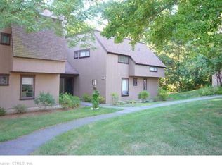 26 Crocus Ln, Avon, CT 06001