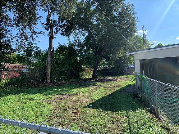 4th image of 5815 NW 18th Ave