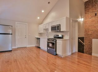 26 Tudor St, Chelsea, MA 02150