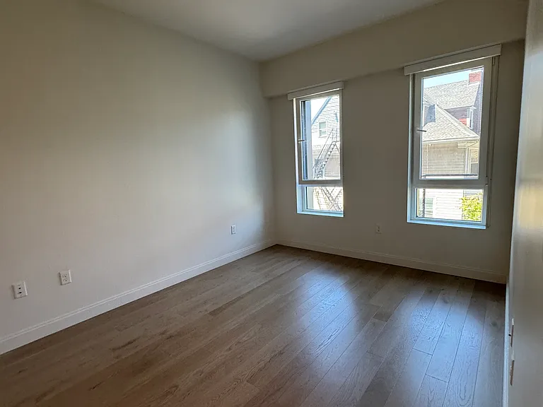 57 Brighton Ave — Photo 16