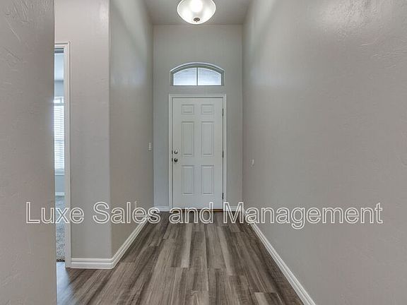 3rd image of 14816 Slippery Falls Cir