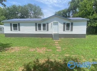 129 Danridge Dr, Hazel Green, AL 35750