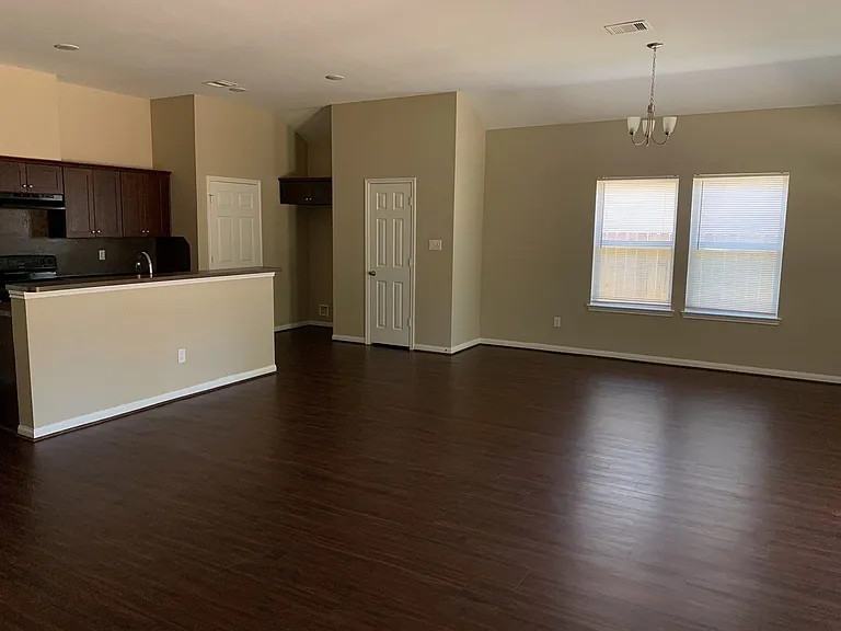 21518 Little Wolf Dr — Photo 7