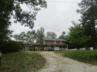 16 Barrett Ave, Hammonton, NJ 08037