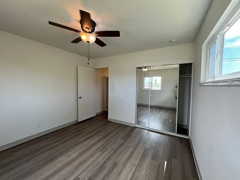 12728 Linnell Ave — Photo 9