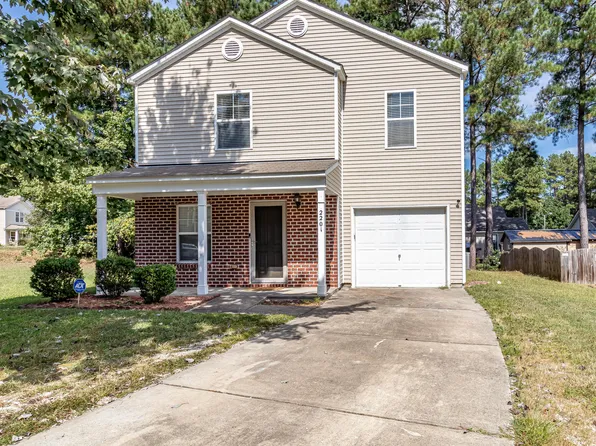 2201 Ballston Pl, Knightdale, NC 27545