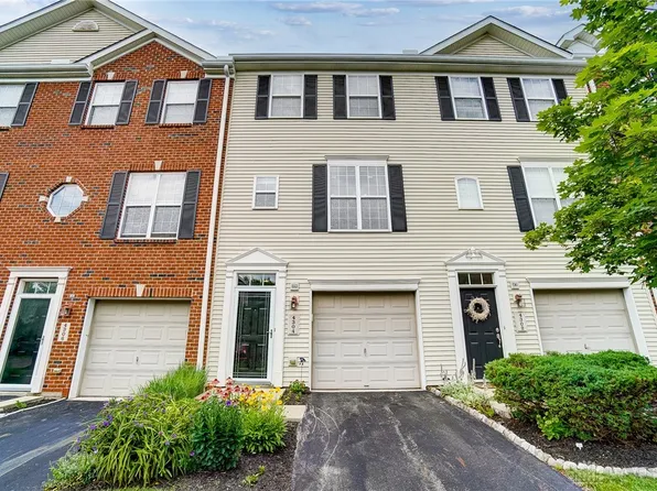 4304 Straight Arrow Rd, Dayton, OH 45430