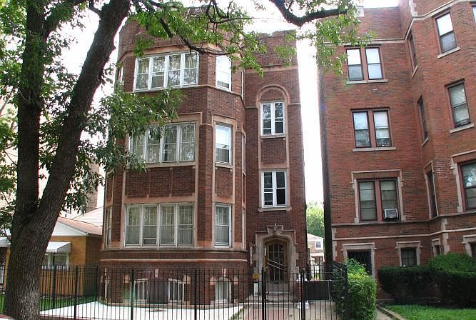 1st image of 7717 S Kingston Ave