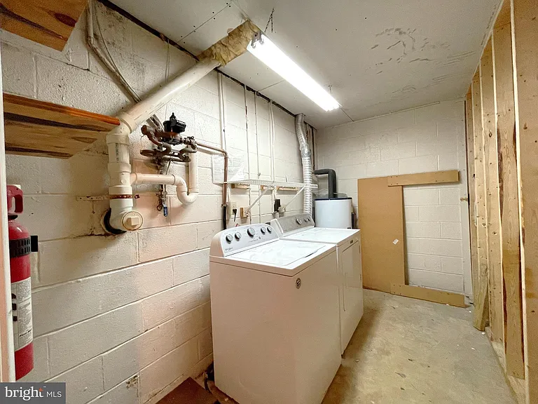 21822 Ronald Dr — Photo 21