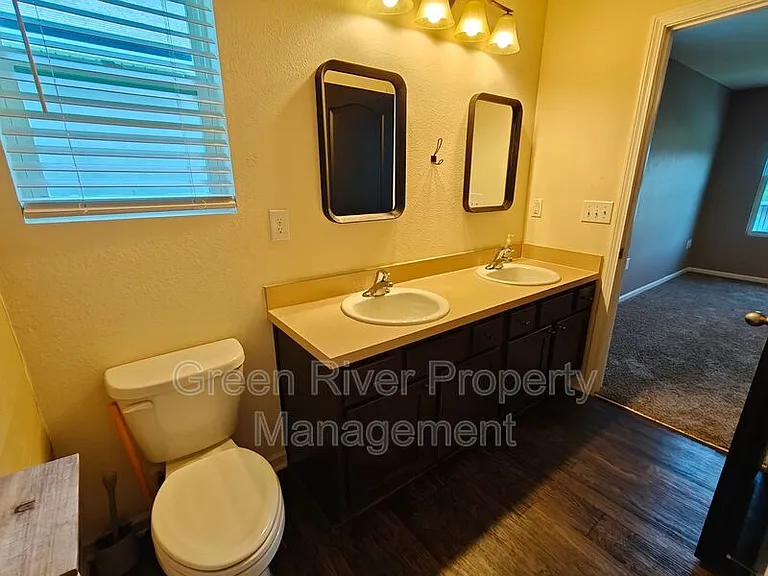 3650 Shiner Dr — Photo 25