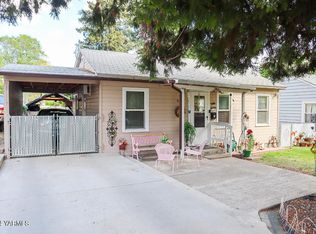 905 S 25th Ave, Yakima, WA