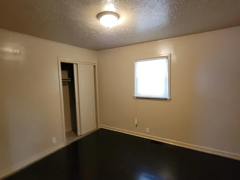 1707 N Coolidge Ave — Photo 3
