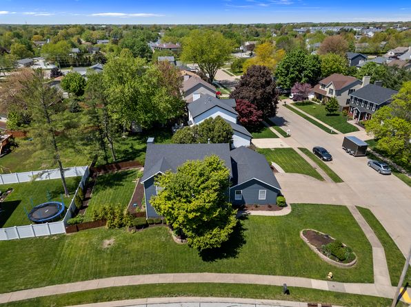 4690 Lindbergh Dr