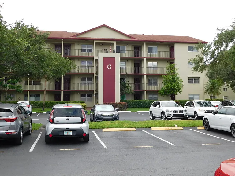 12800 SW 7th Ct #115 — Photo 42