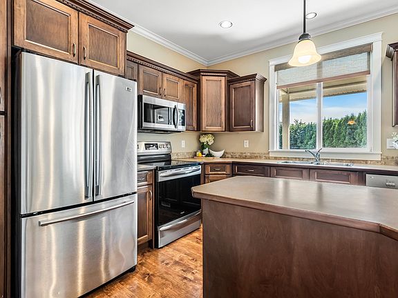 2nd image of 10113 Williams Rd #6