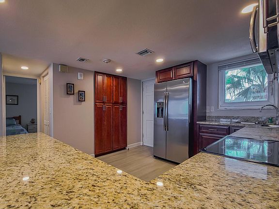 4th image of 3831 S Atlantic Ave APT 305