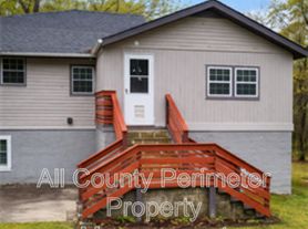 2308 Lakewood Ave SW