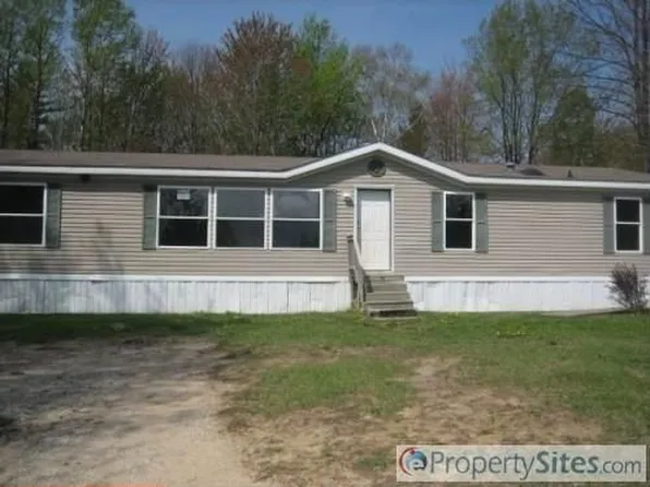 5790 200th Ave, Stanwood, MI 49346