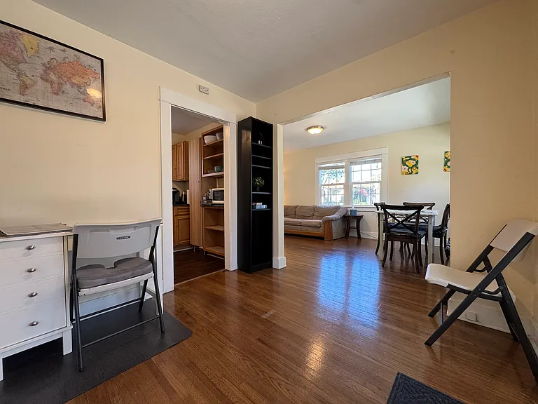 421 S Electric Ave #A — Photo 4