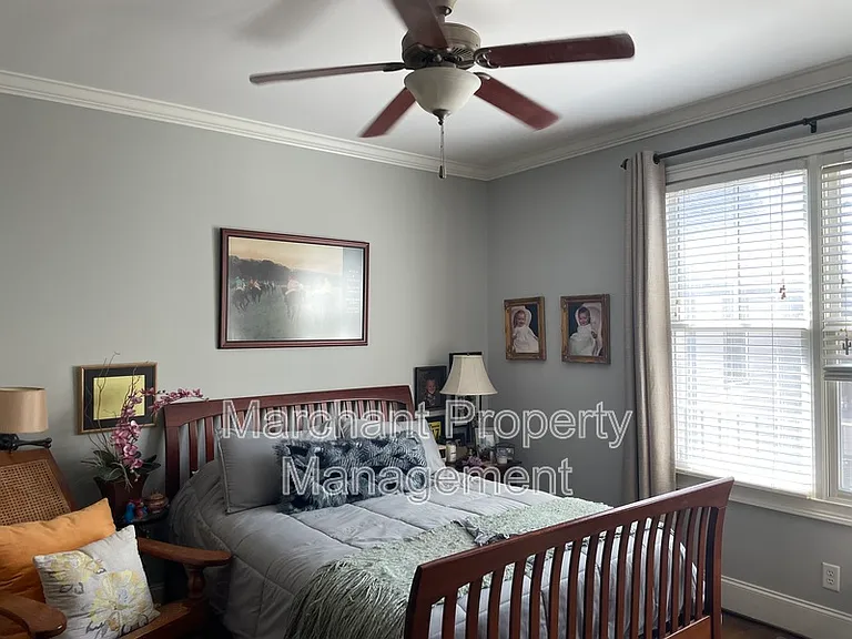 708 Bennett St #A — Photo 9
